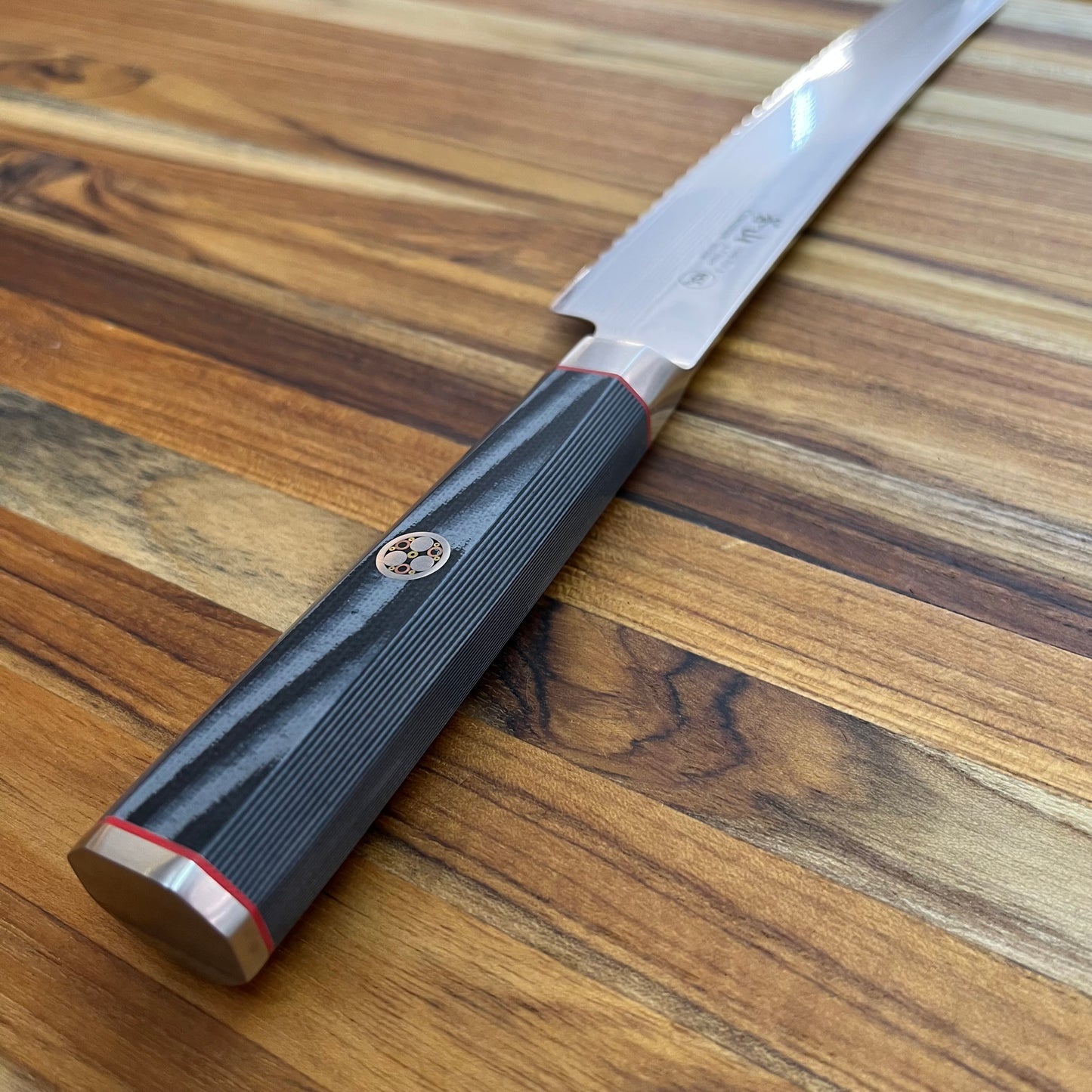 Cangshan Yari 9" Bread Knife w/ Saya
