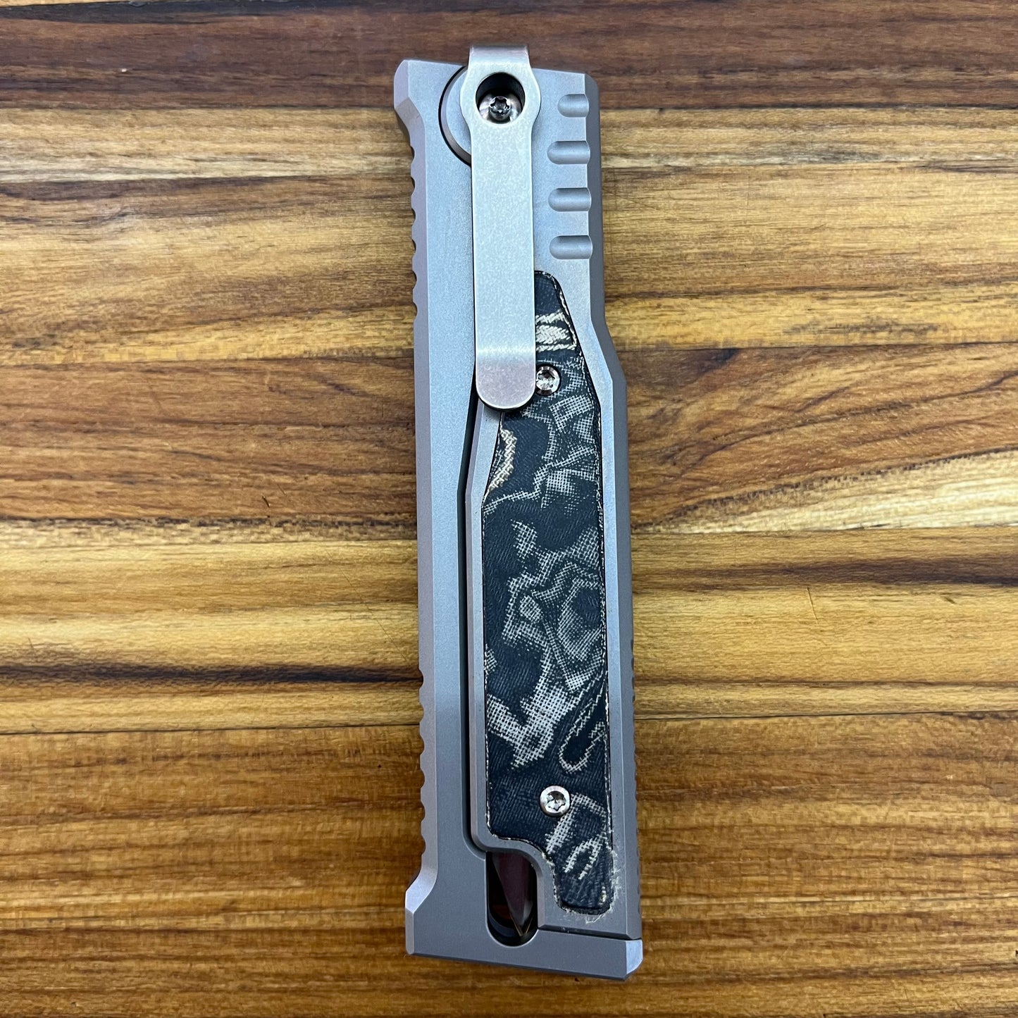 Reate EXO-M 3.25" Double Edge Gravity Knife w/ Burl Camo Handle