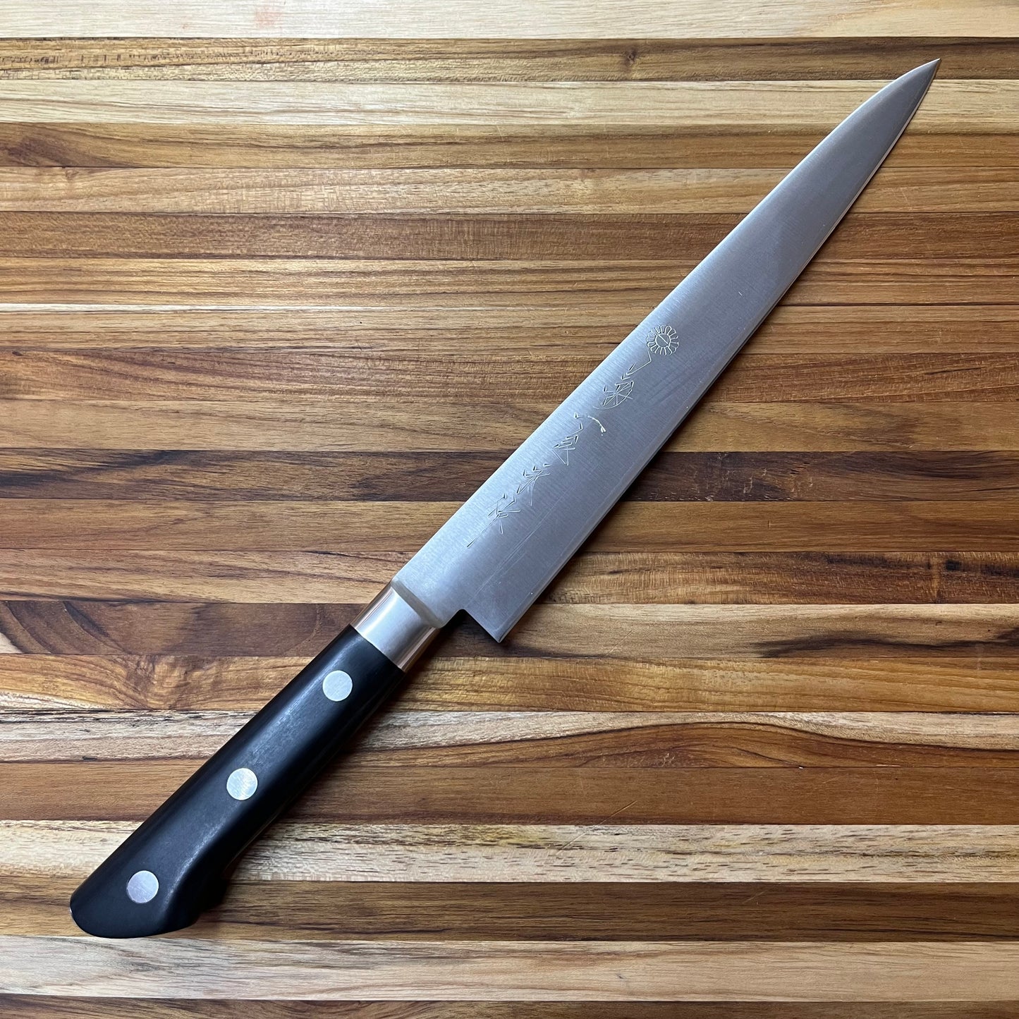 *DISCONTINUED* Kikuichi Swedish Gold Warikomi 240mm Sujihiki w/ Saya