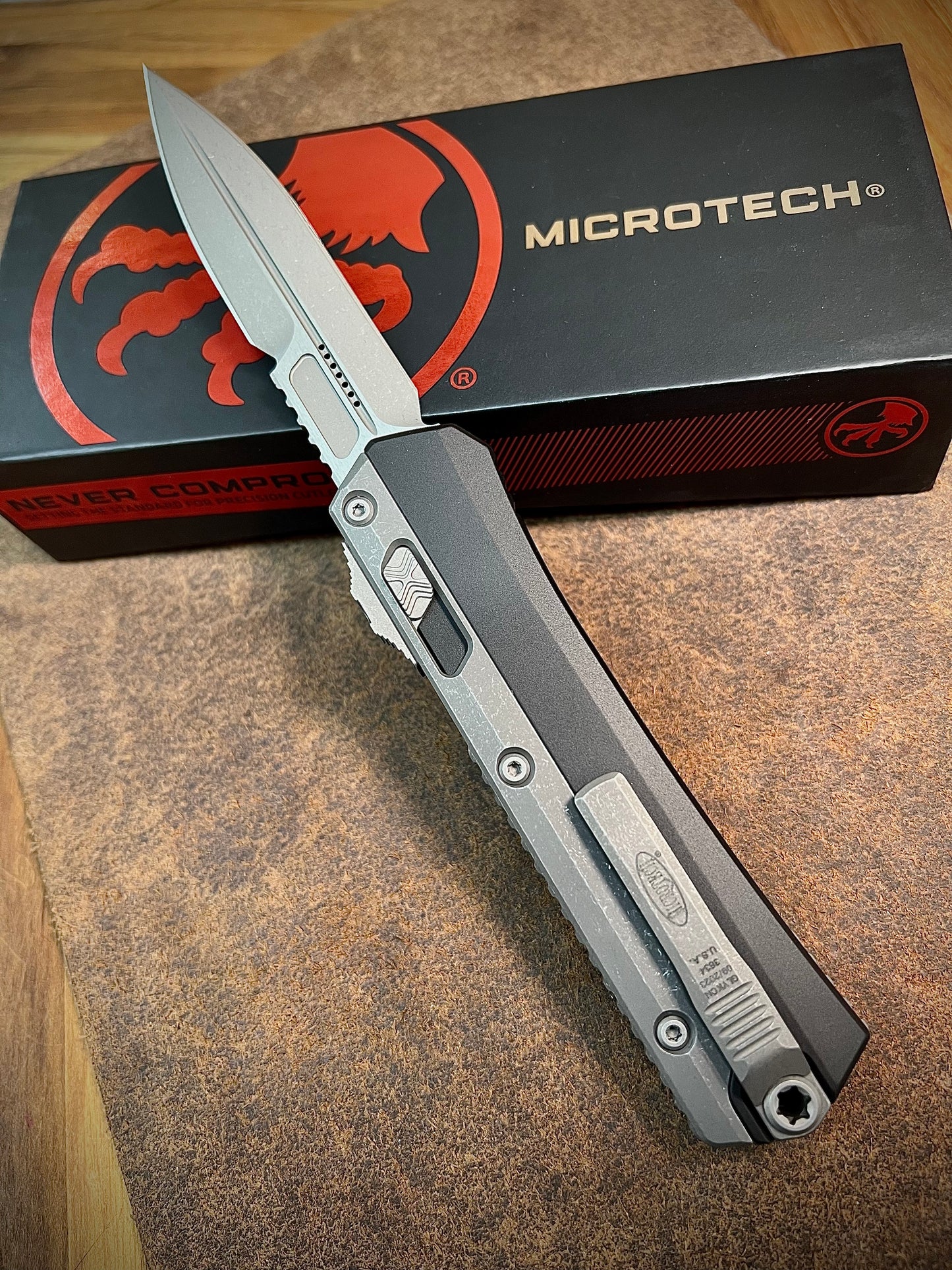 Microtech 184-10AP Glykon Bayonet Apocalyptic Standard Auto