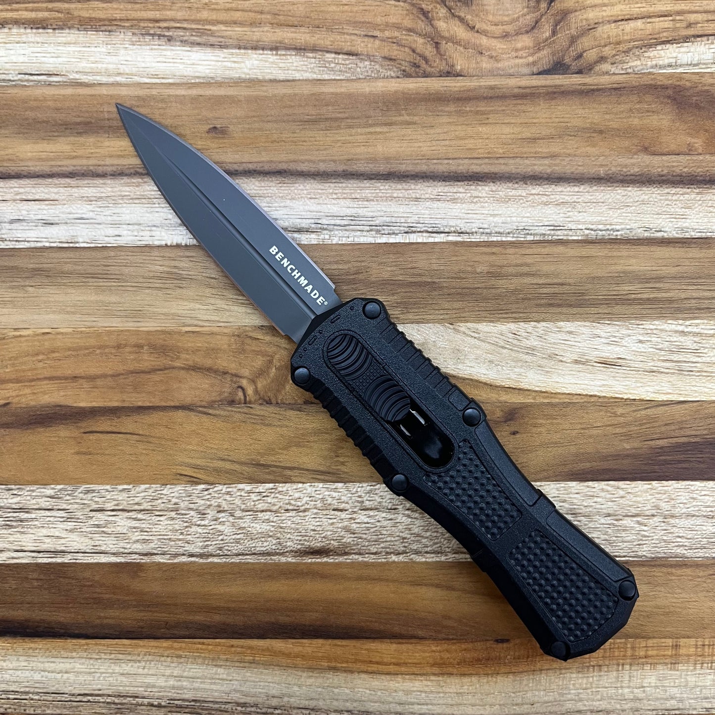 Benchmade Mini Claymore 3" Black D/E OTF Auto w/ Black Grivory Handle