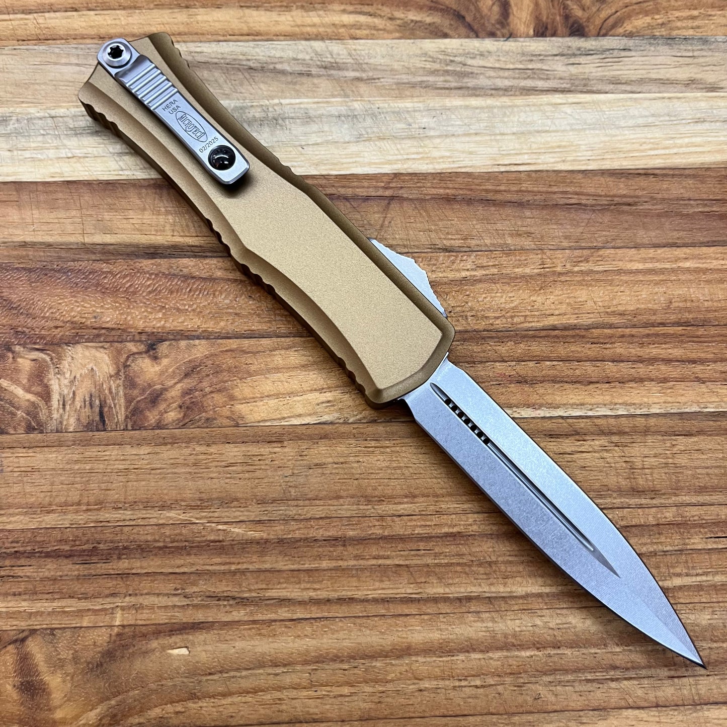 Microtech Hera II Mini D/E 3" OTF w/ Tan Aluminum Handle