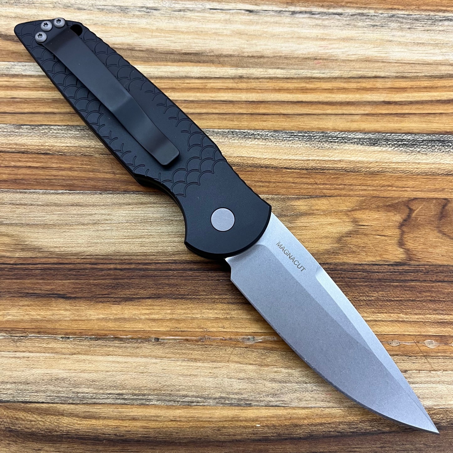Pro-Tech TR-3 3.5" Auto w/ MagnaCut & Black Fishscale Aluminum Handle