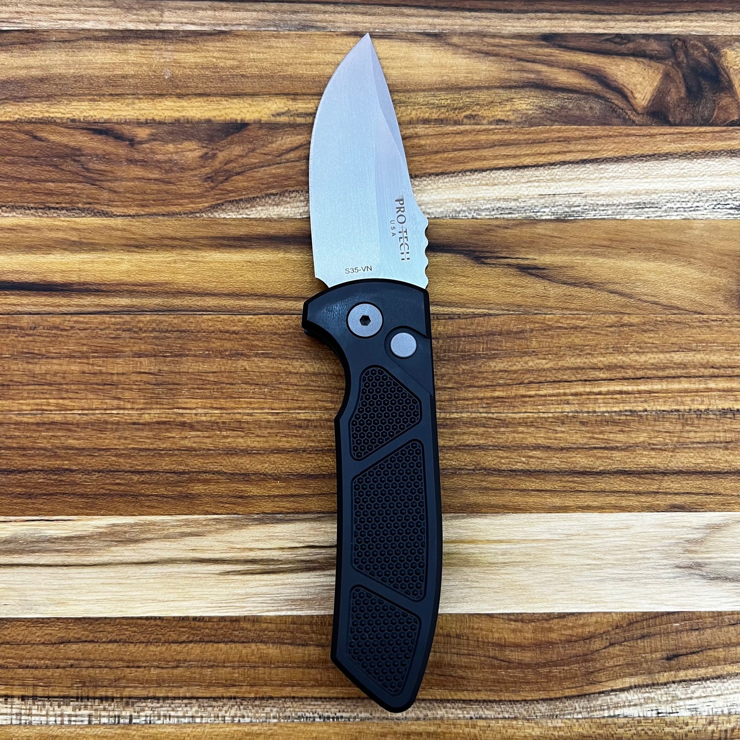 Pro-Tech Les George SBR 2.25" Auto w/ Knurled Black Aluminum Handle