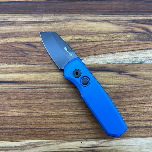 Pro-Tech Runt 5 2" Auto w/ Blue Aluminum Handle