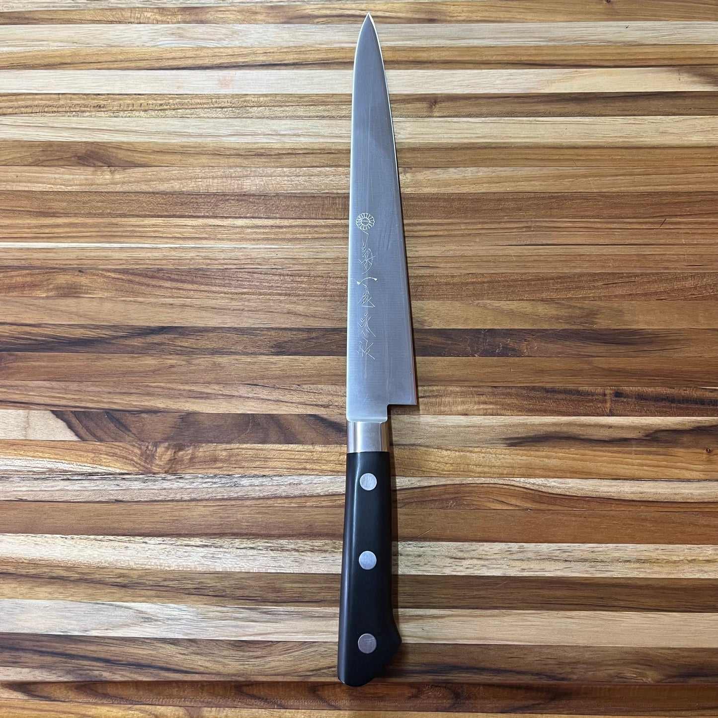 *DISCONTINUED* Kikuichi Swedish Gold Warikomi 240mm Sujihiki w/ Saya