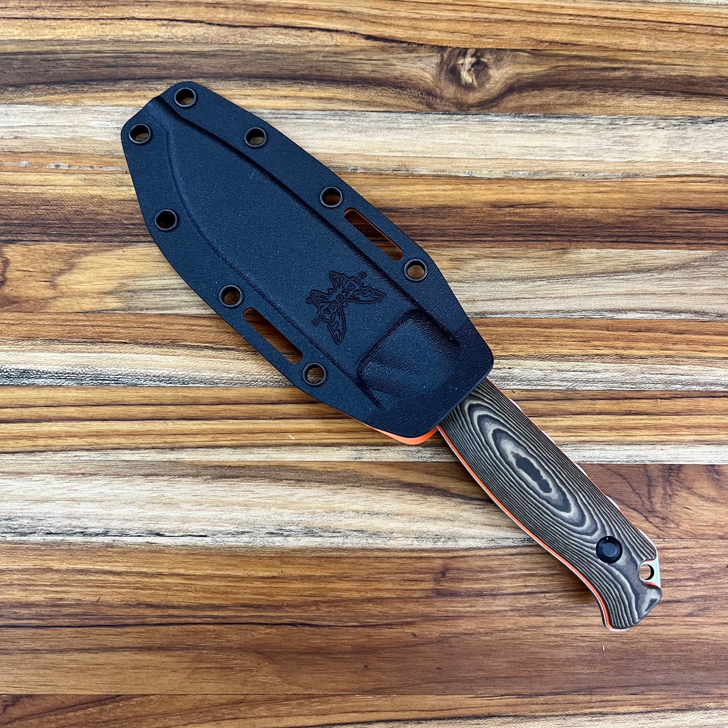 Benchmade Saddle Mountain Skinner 4.25" Fixed Blade w/ Richlite Handle