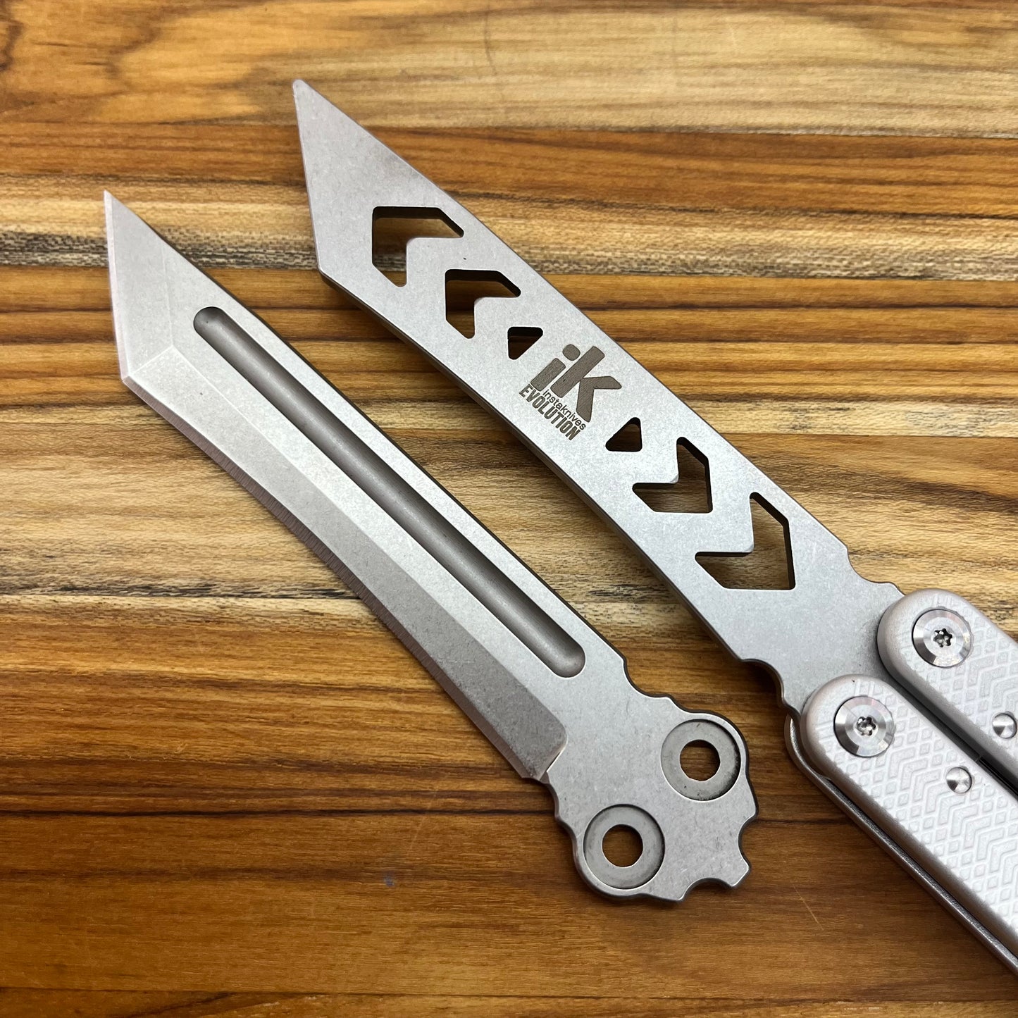 Instaknives Evolution Insta-Kit 5.25" Butterfly Knife w/ Trainer Blade & Parts