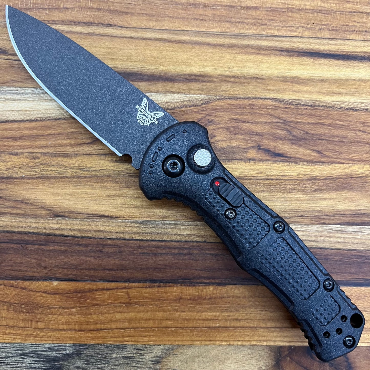 Benchmade Mini Claymore 3" Auto w/ Textured Black Grivory Handle