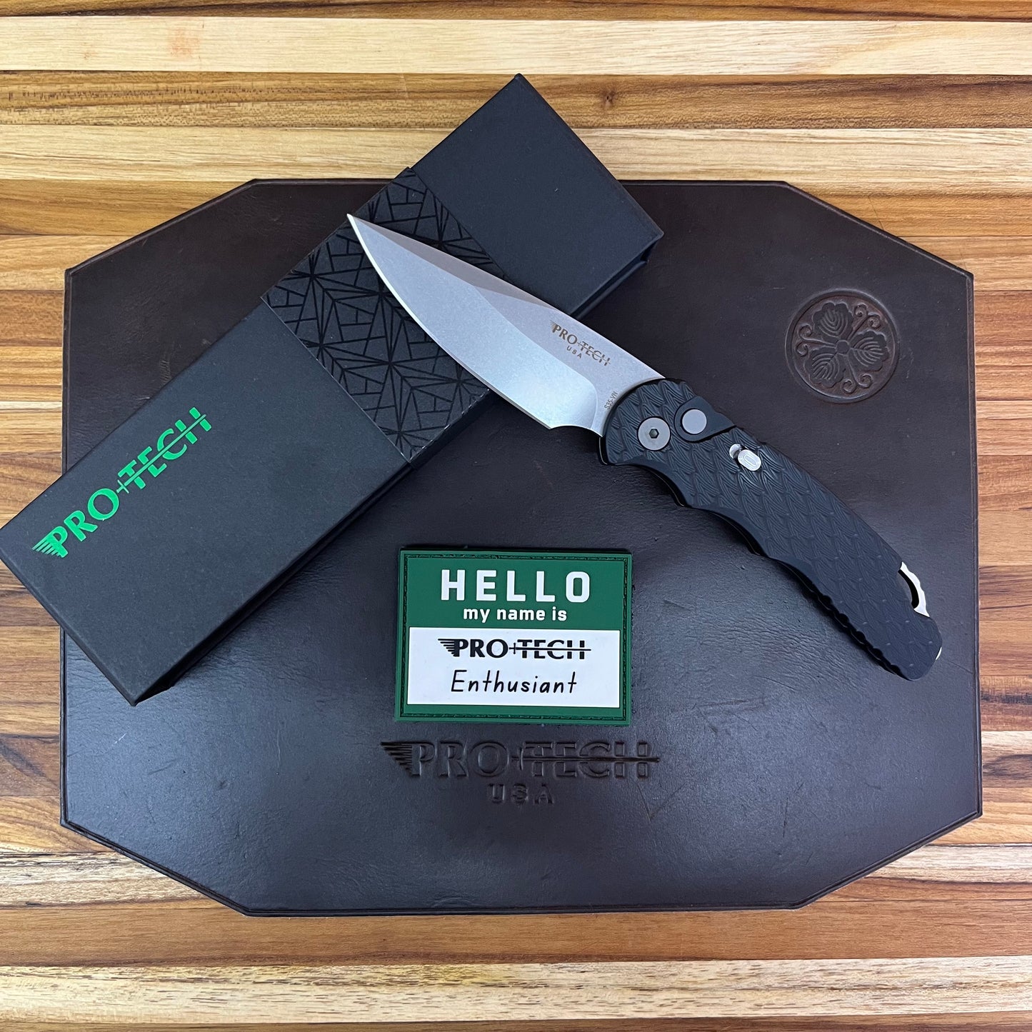 Pro-Tech TR-5 Integrity 3.25" Auto w/ Black Feather Textured Handle