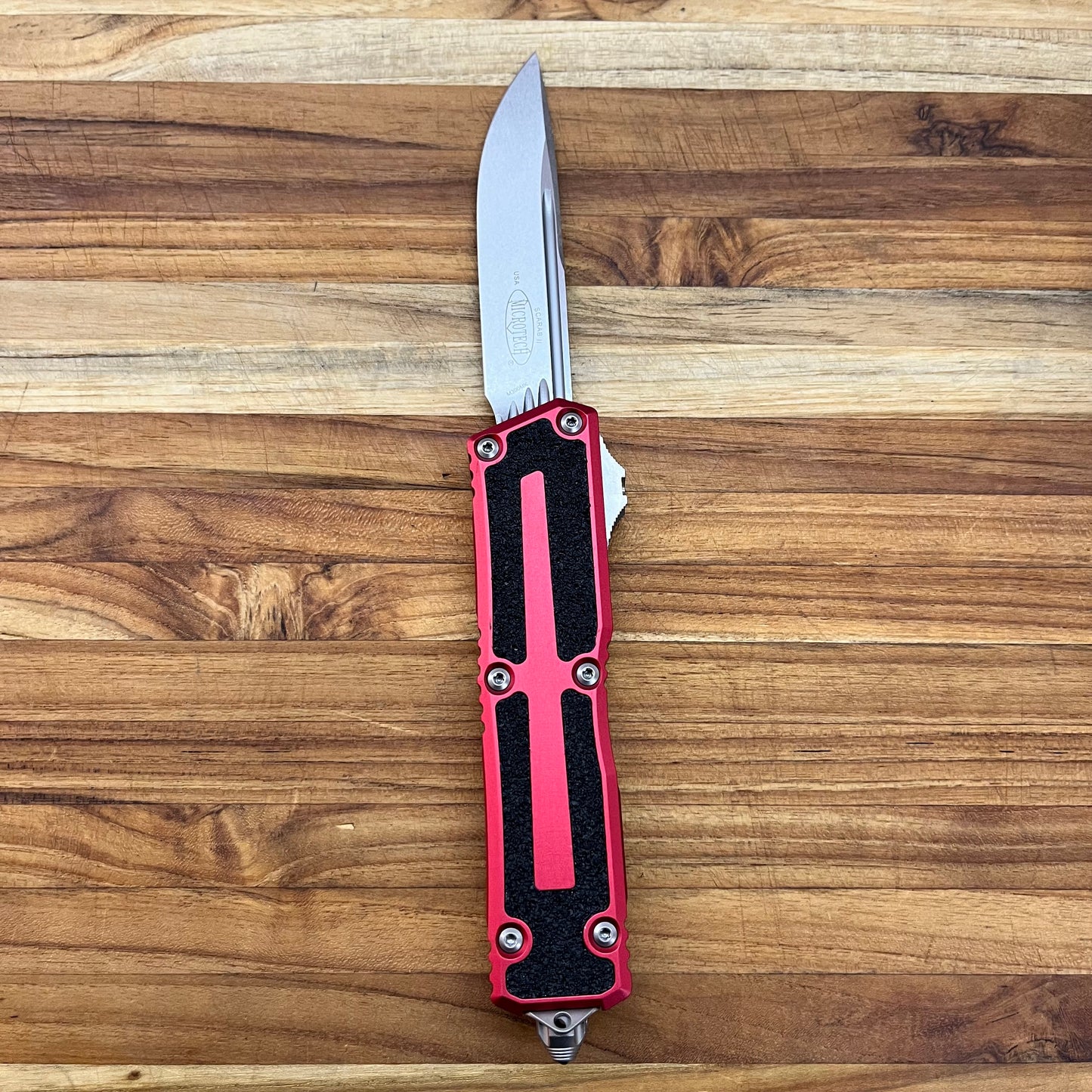 Microtech Gen III Scarab II 4" OTF w/ Red Handle