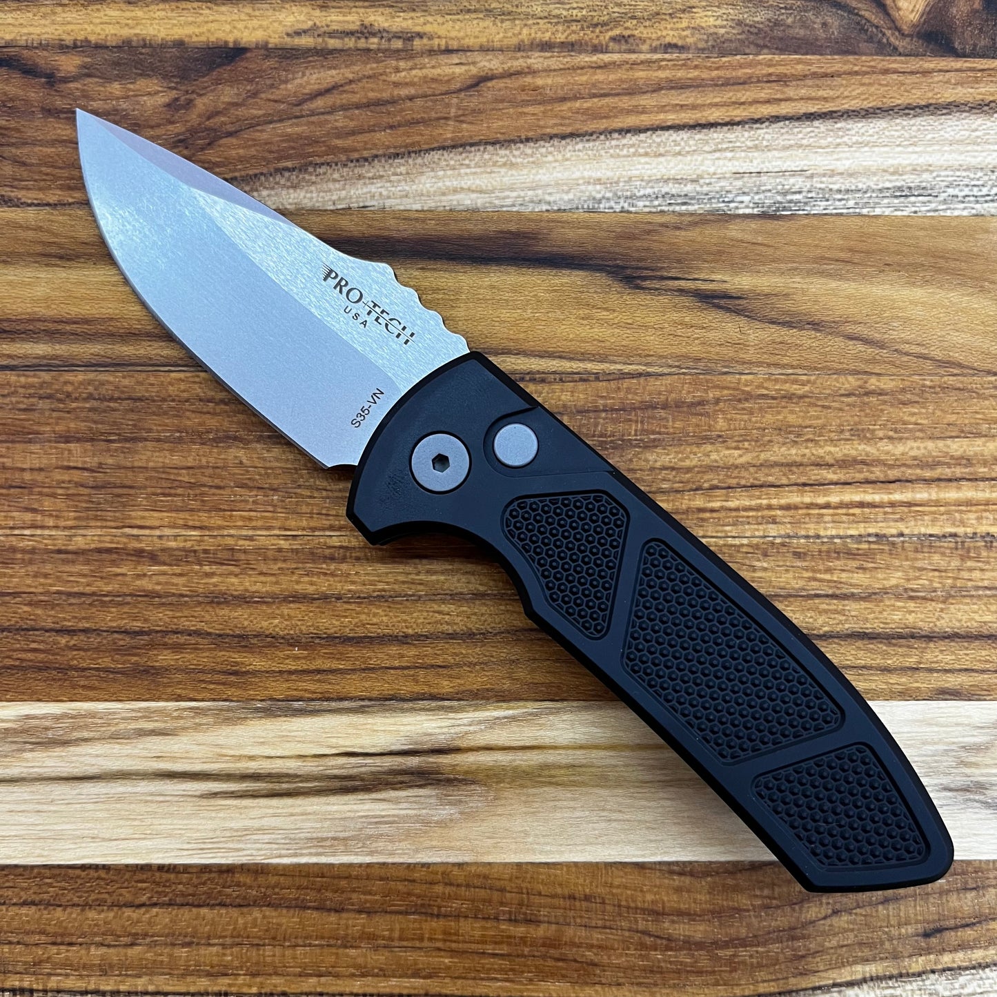 Pro-Tech Les George SBR 2.25" Auto w/ Knurled Black Aluminum Handle