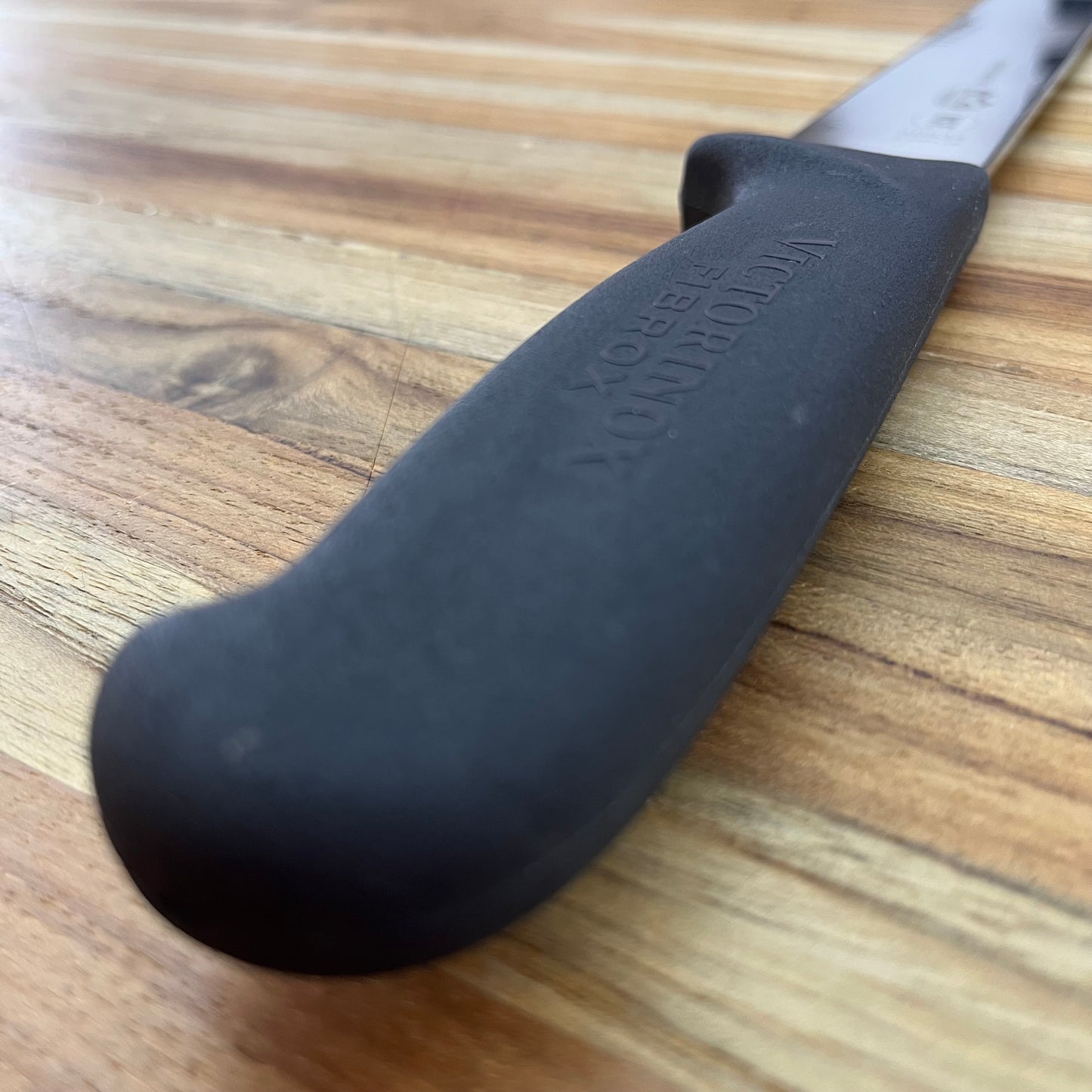 Victorinox Fibrox Pro 8” Flank & Shoulder Slicing Knife