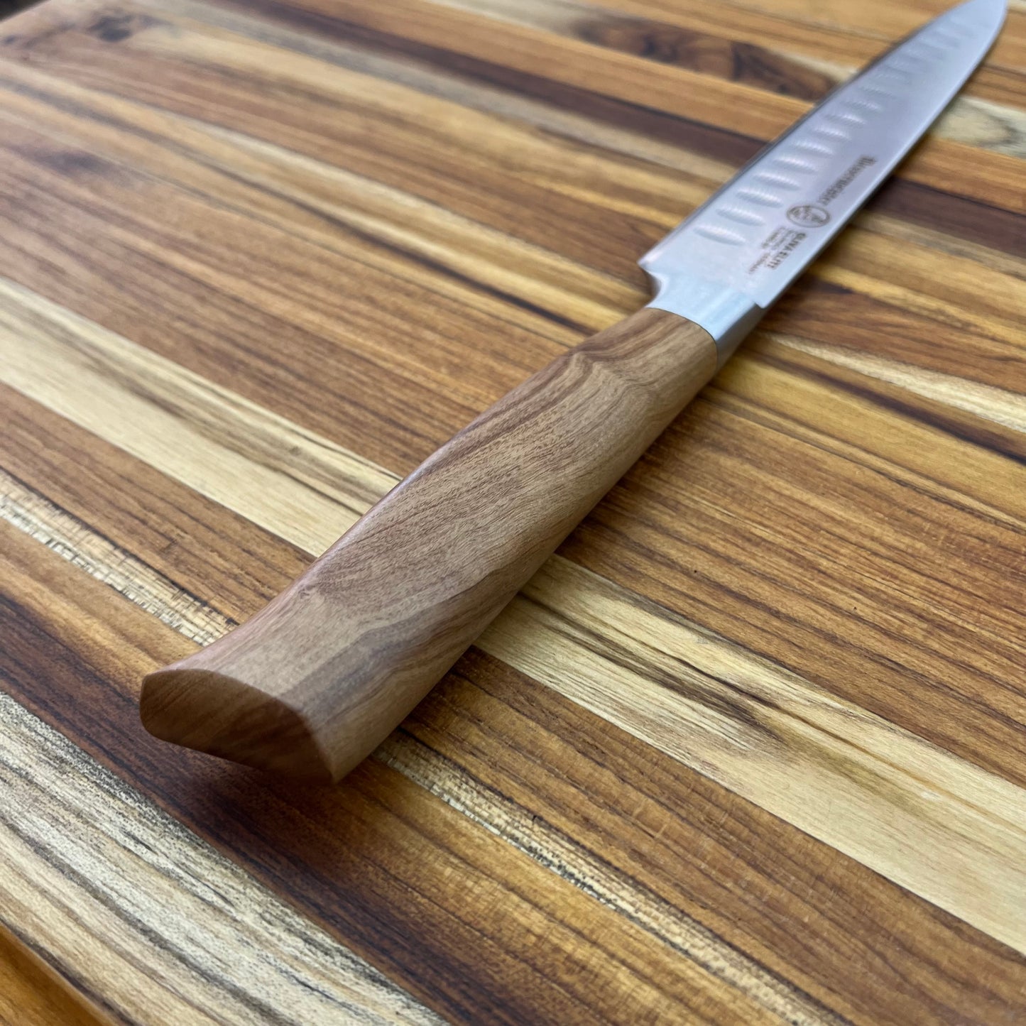 Messermeister Oliva Elité 8" Slicing Knife w/ Hollow Ground