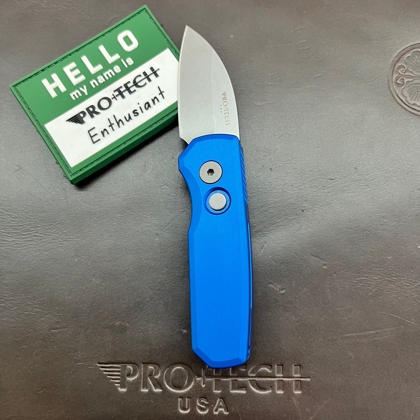 Pro-Tech Runt 5 2" Auto w/ MagnaCut & Blue Aluminum Handle