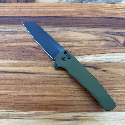 Pro-Tech Malibu 3.25" Flipping Knife w/ Black DLC & Green Aluminum Handle