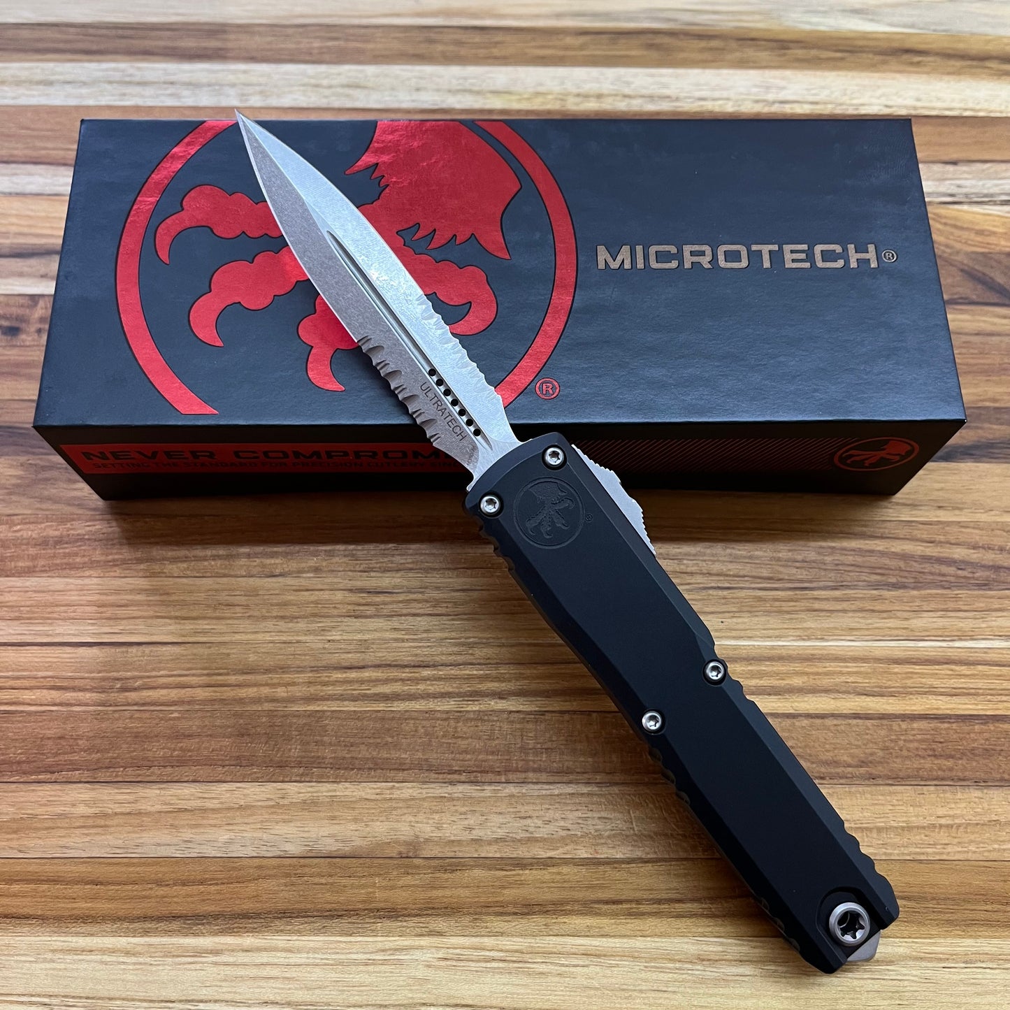 Microtech Ultratech ZBT 3.25" OTF w/ Black Handle