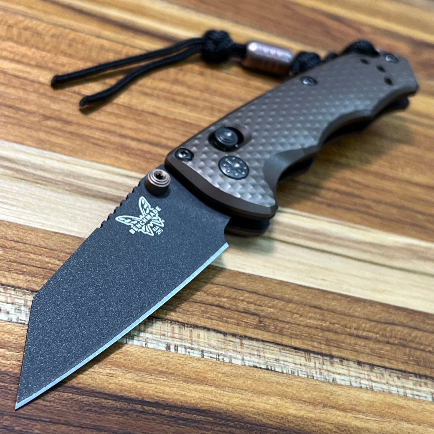 Benchmade 290BK-1 Flat Dark Earth Full Immunity
