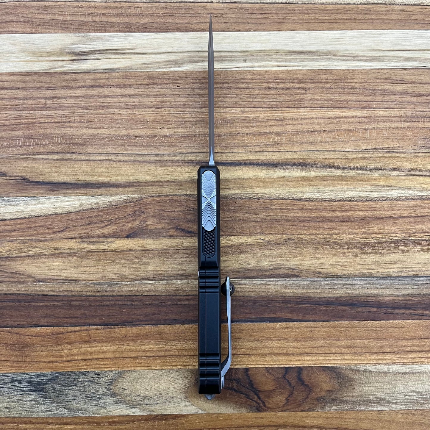 Microtech Ultratech ZBP D/E 3.5" OTF w/ Apocalyptic Finish & Black Aluminum Handle