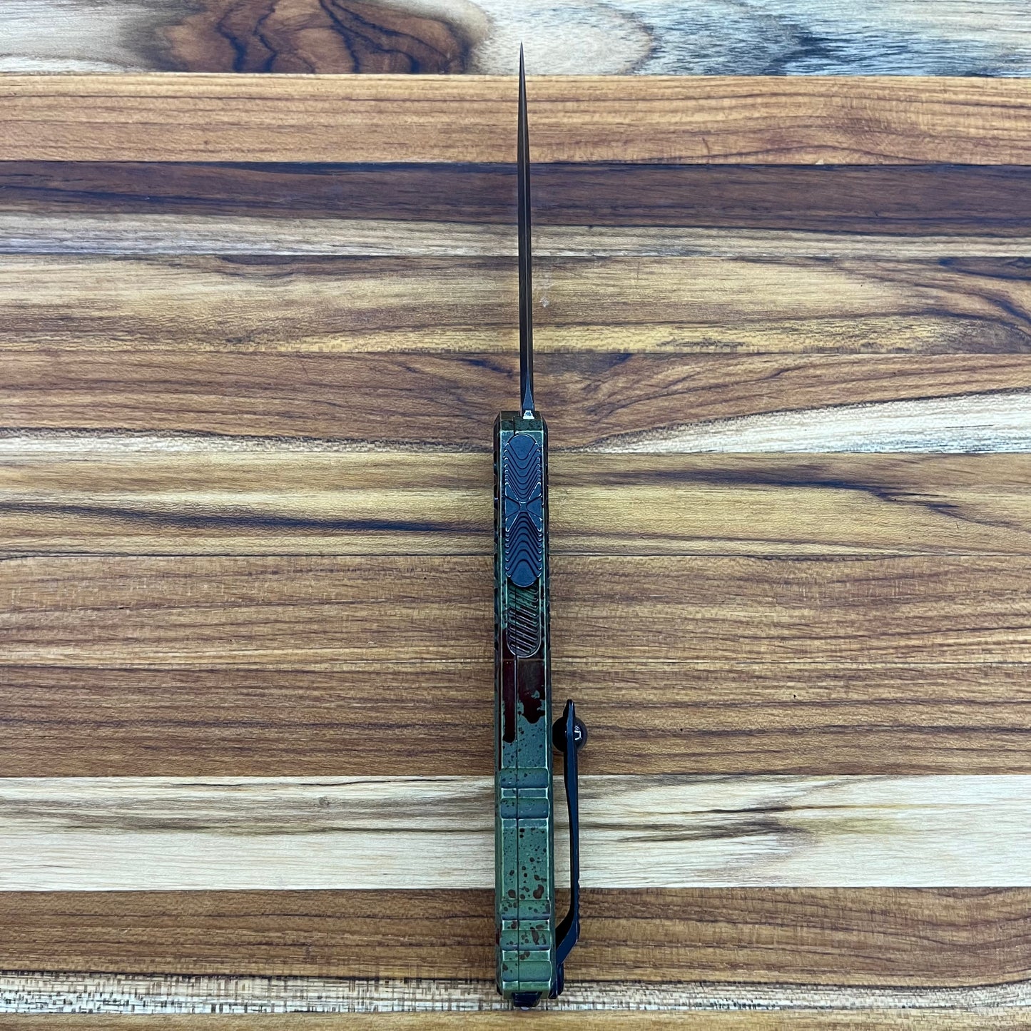 Microtech Signature Series Cypher II D/E 3.5" Auto Outbreak