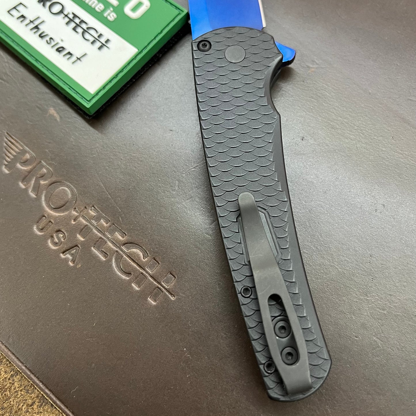 Pro-Tech Malibu Custom Ltd. 3.25" Flipper w/ Sapphire Blue 20CV & Black Aluminum Dragon Scale
