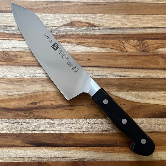 *DISCONTINUED* Zwilling Pro 7" Rocking Santoku