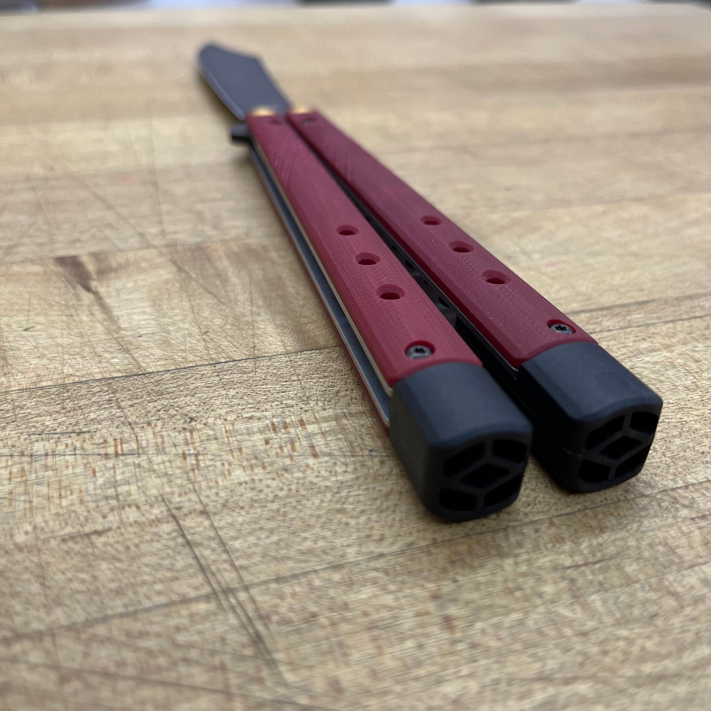 Benchmade Necron 4.5" Bali-Song w/ Ruby G10 Handle