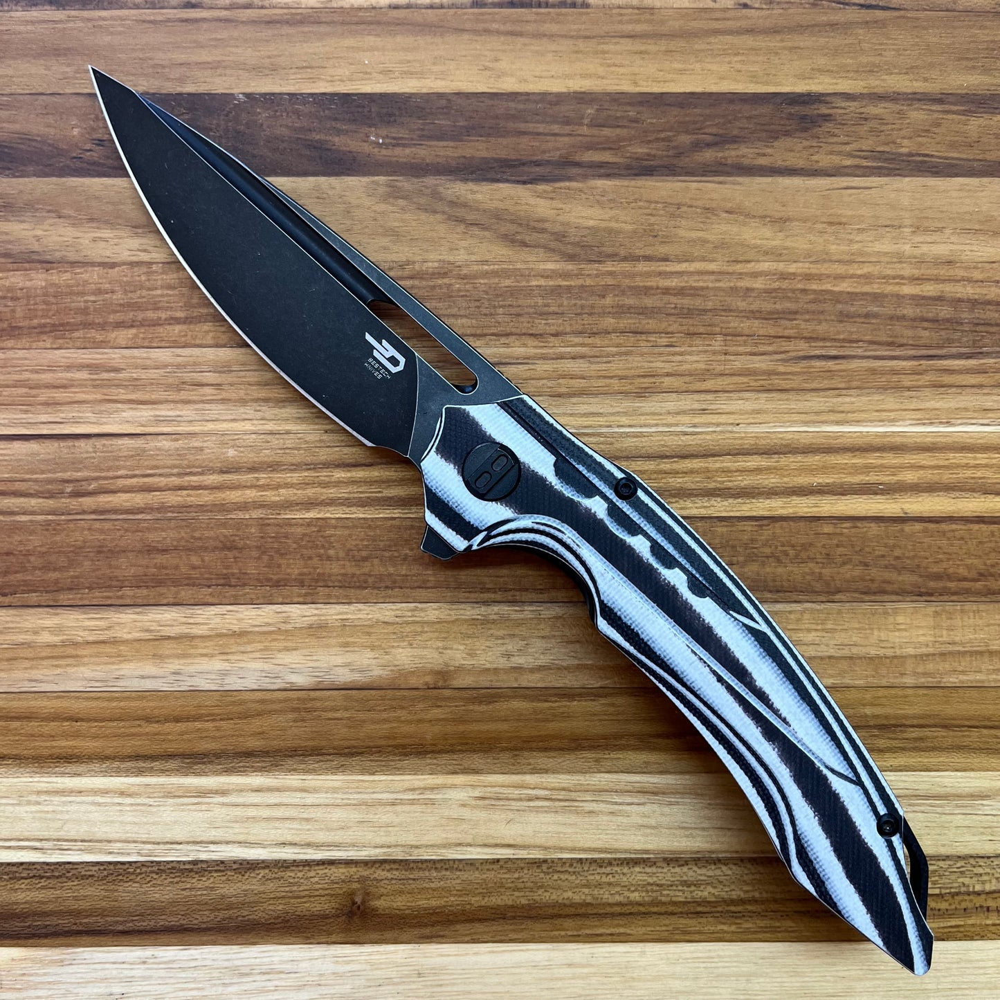 Bestech Knives Ornetta 3.54" Flipper Knife w/ Black & White Handle