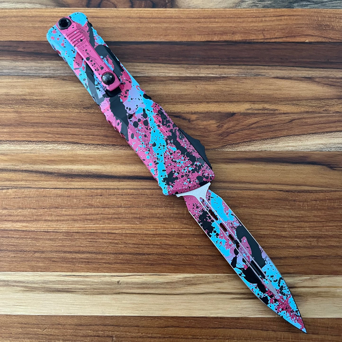 Microtech Combat Troodon Gen III D/E 4" OTF w/ Pink/Blue Black Splatter Aluminum Handle