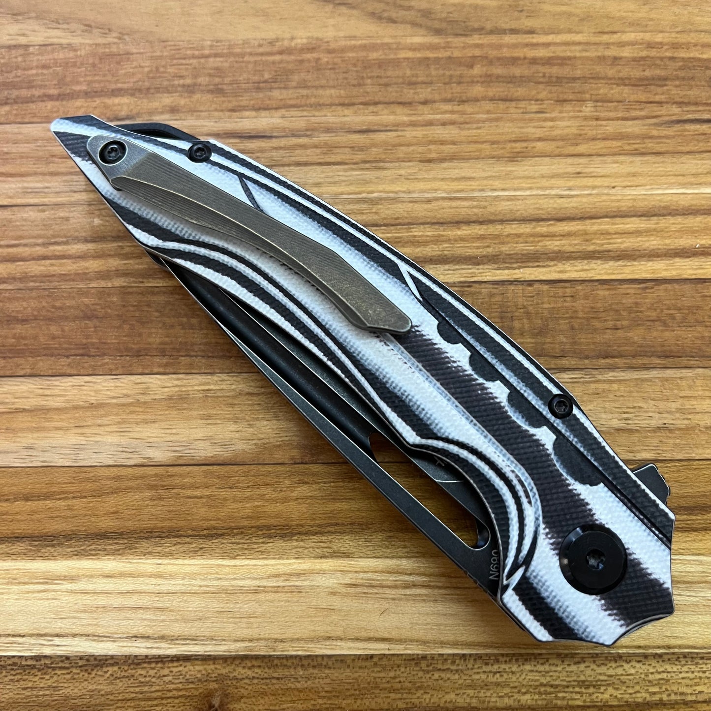 Bestech Knives Ornetta 3.54" Flipper Knife w/ Black & White Handle