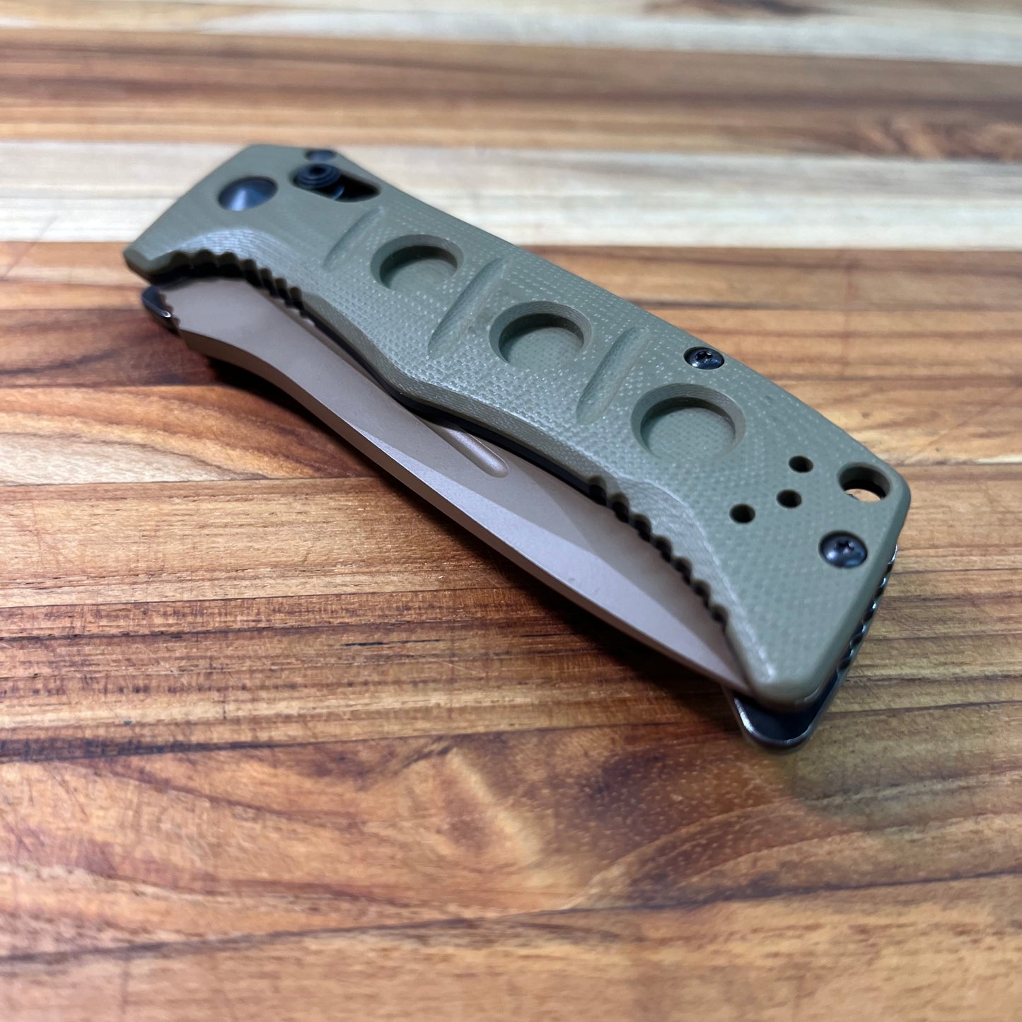 Benchmade Mini Adamas 3.25" Auto w/ OD Green G10 Handle