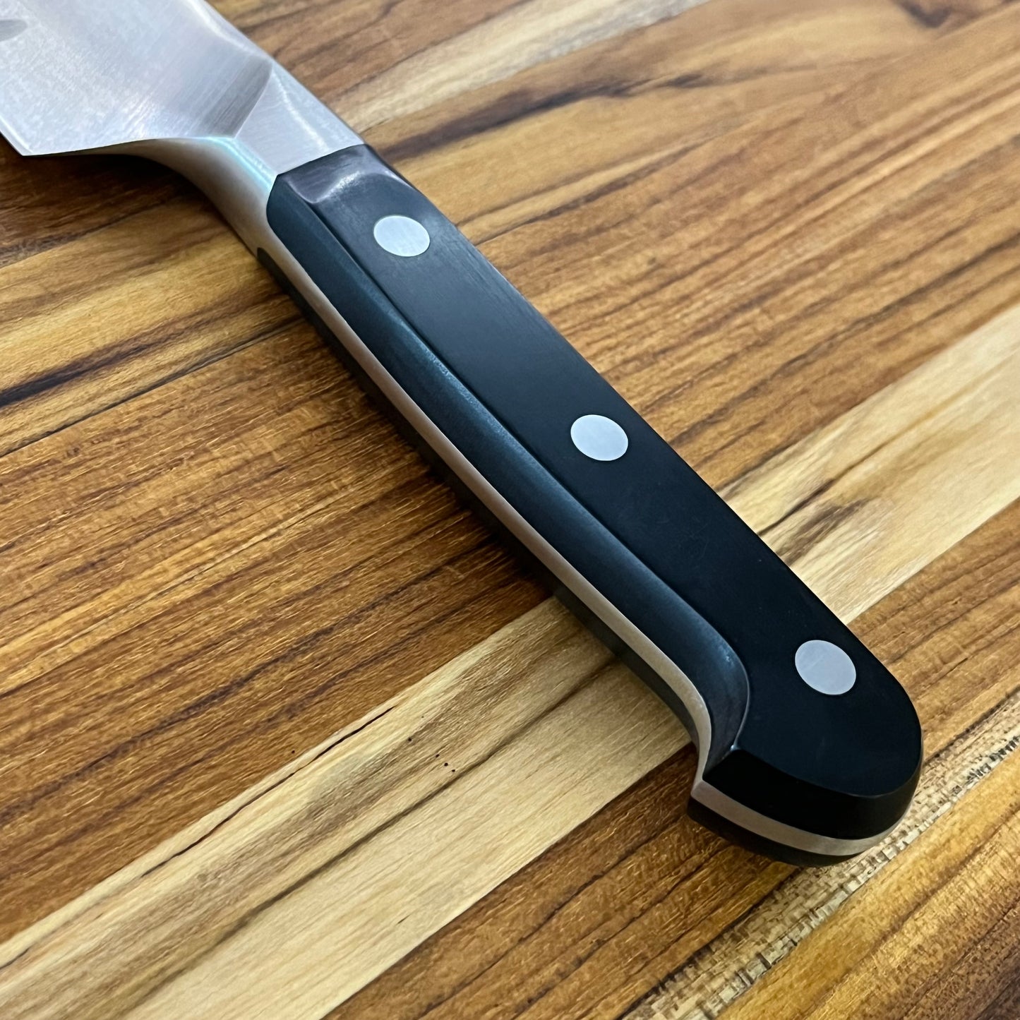 Zwilling Pro 5.5" Santoku w/ Hollow-Ground