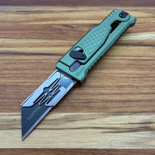 Reate Exo-U Gravity 2.5" Utility Knife w/ Green Diamond Handle