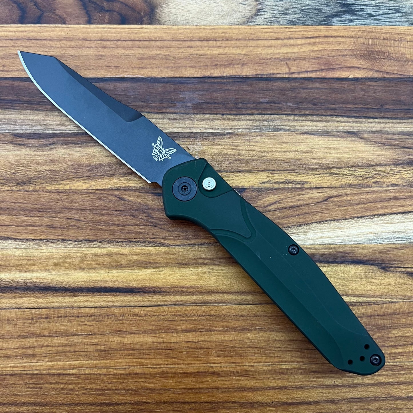 Benchmade Osborne 3.5" Auto w/ Green Aluminum Handle