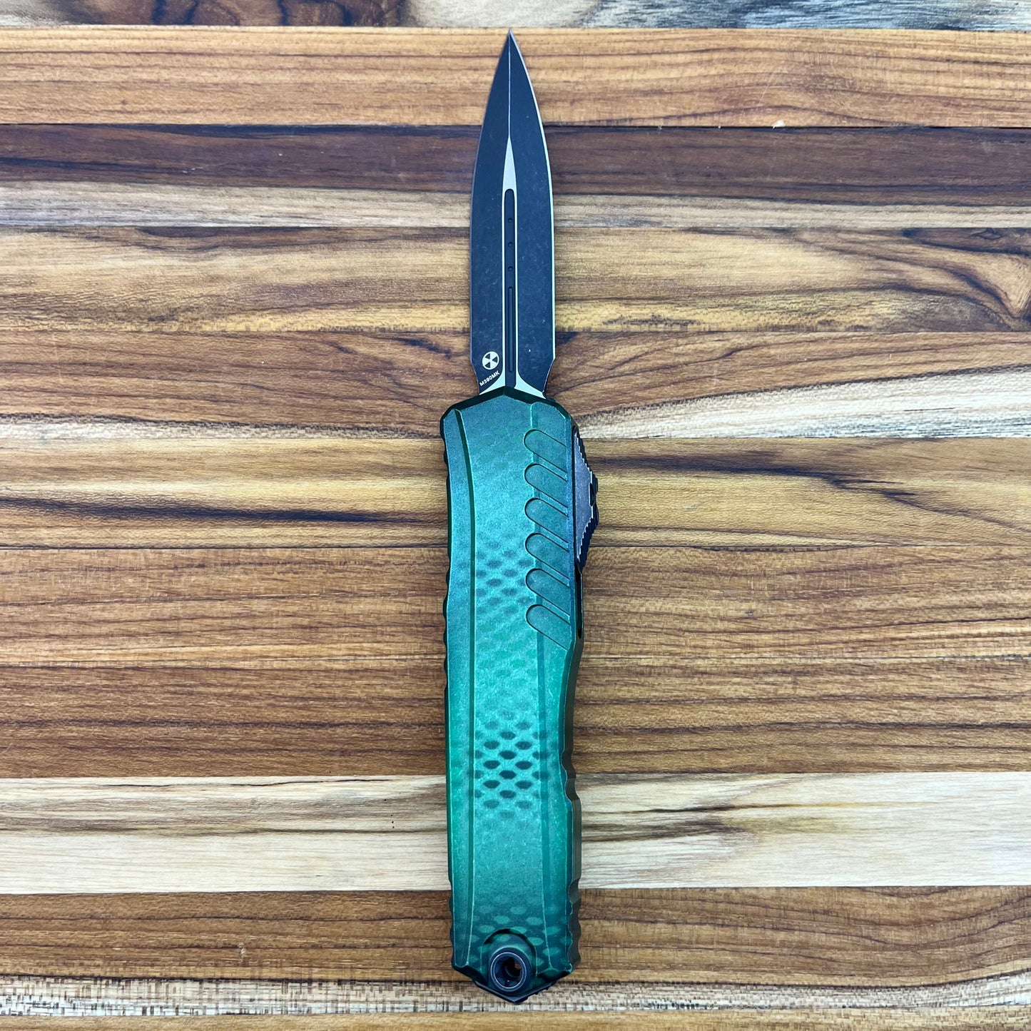 Microtech Signature Series Cypher II D/E 3.5" Auto w/ Green X-51 Handle