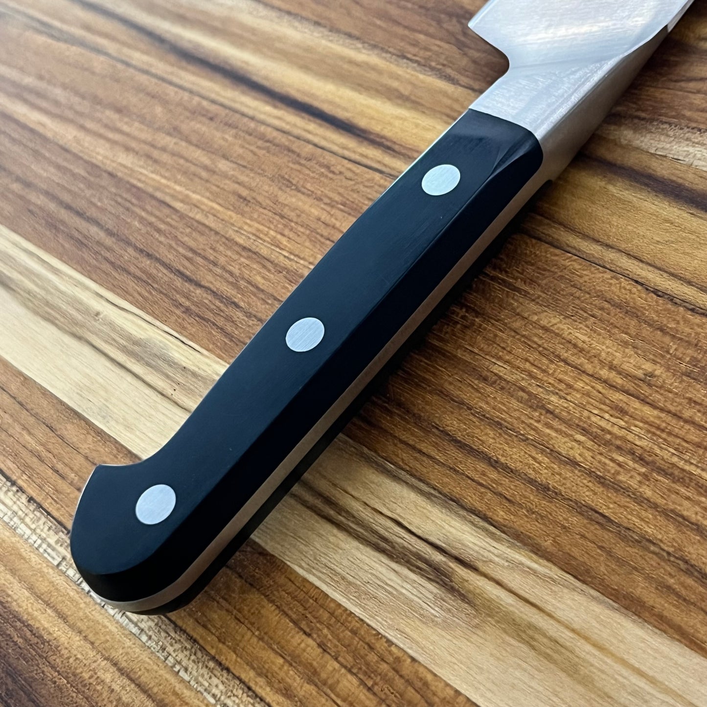 Zwilling Pro 5.5" Santoku w/ Hollow-Ground