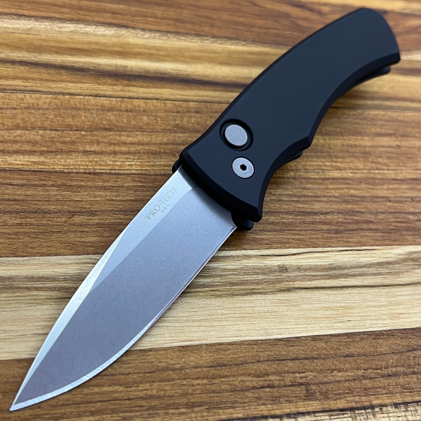 Pro-Tech Duke 2 2.75" Auto w/ Black Aluminum Handle