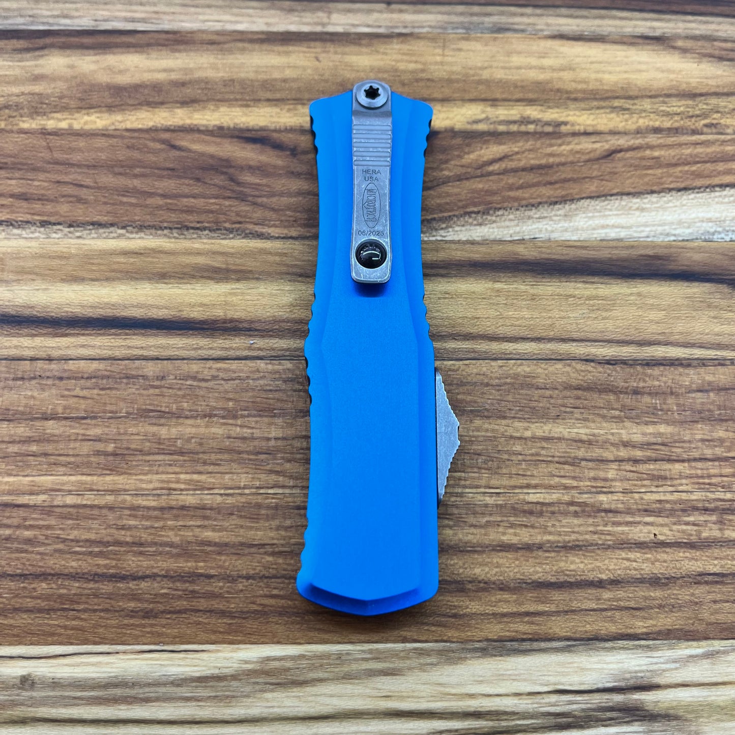 Microtech Hera II Mini S/E 3" OTF w/ Blue Aluminum Handle