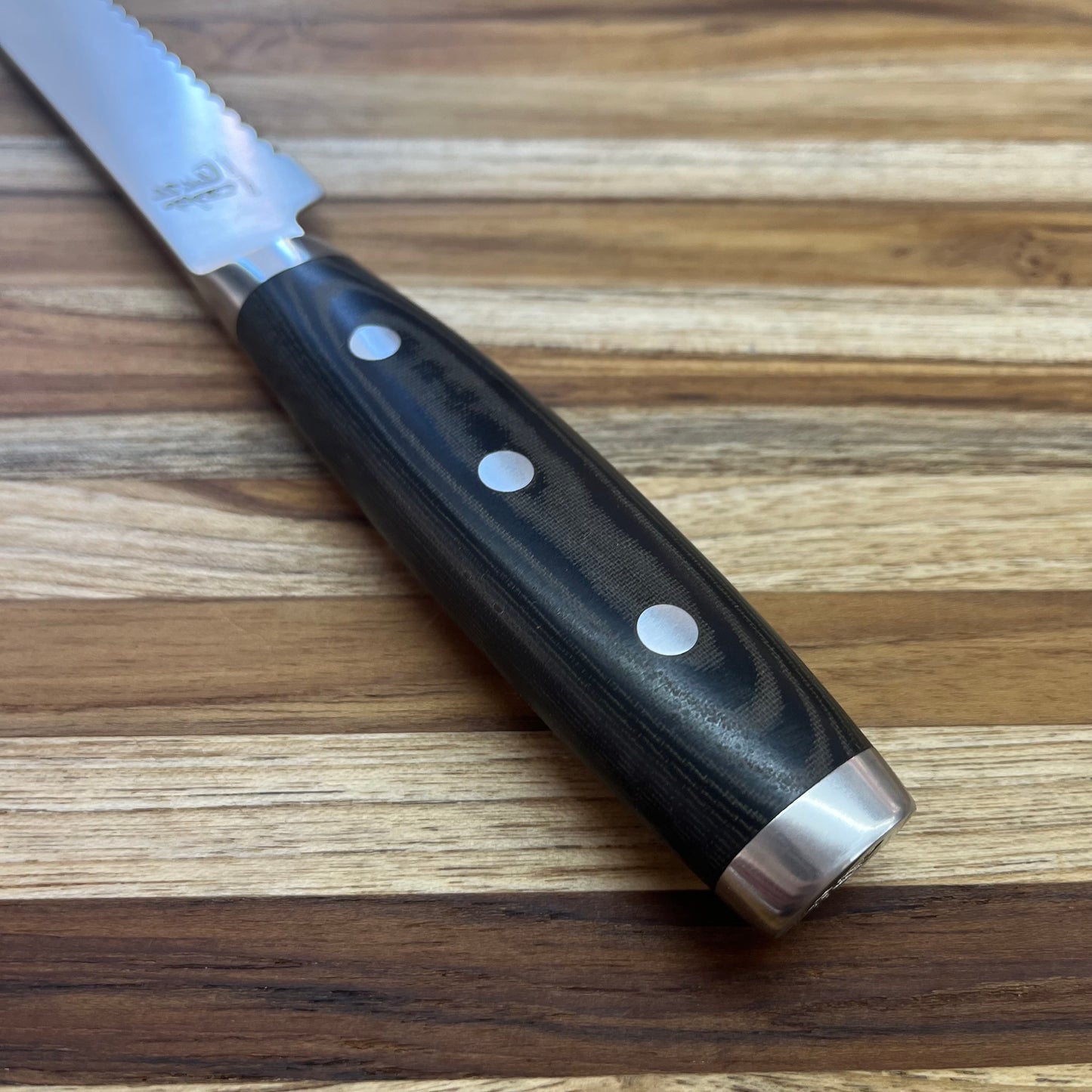 Perfect Edge Cutlery Dragon Classic 9" Bread Knife