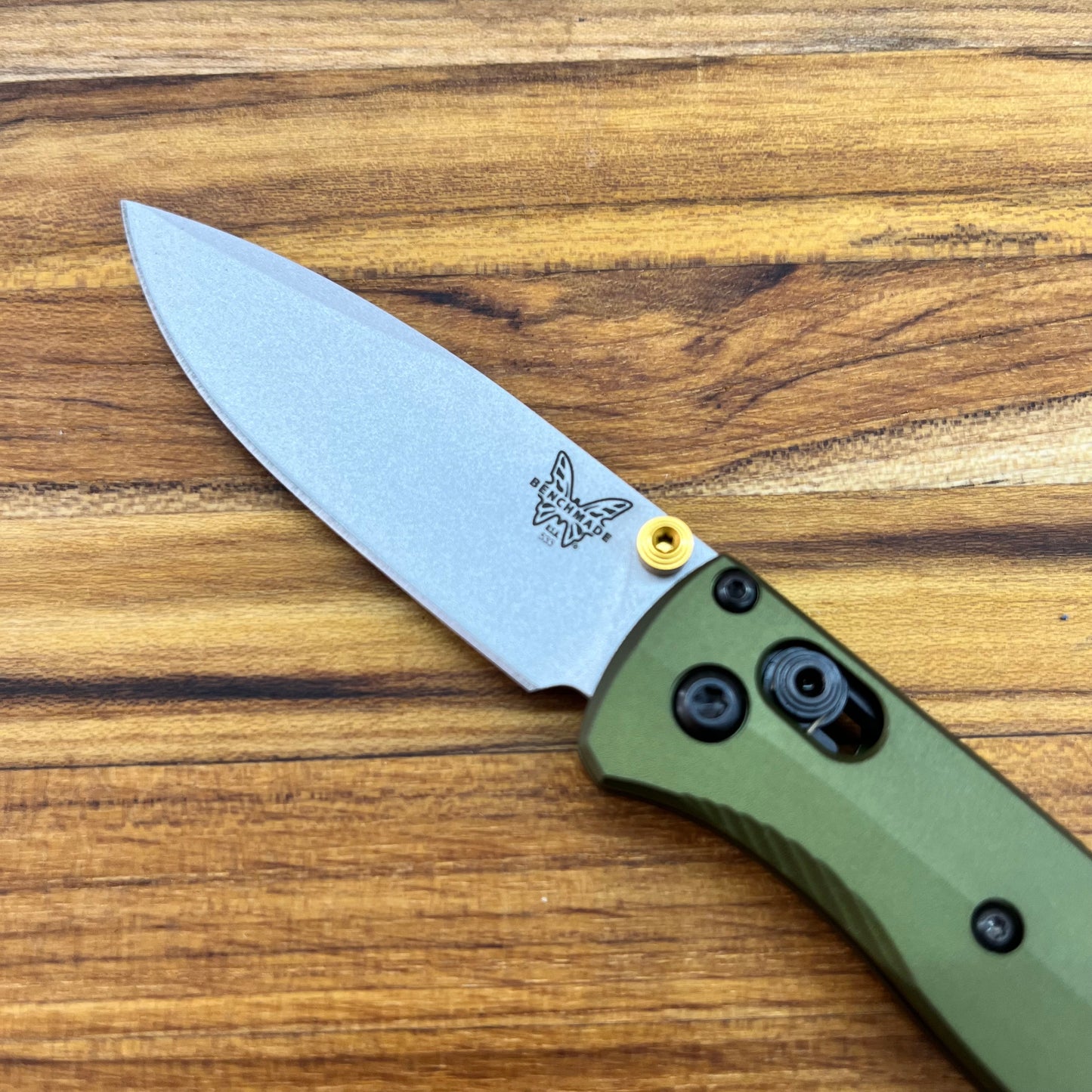 Benchmade Mini Bugout 3” Folding Knife w/ Woodland Green Handle