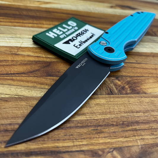 Pro-Tech *Limited Edition* TR-3 3.5" Auto w/ Battleworn T. Blue Aluminum Handle
