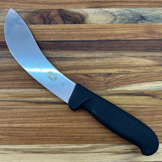 Victorinox Fibrox Pro 6” Curved Beef Skinning Knife