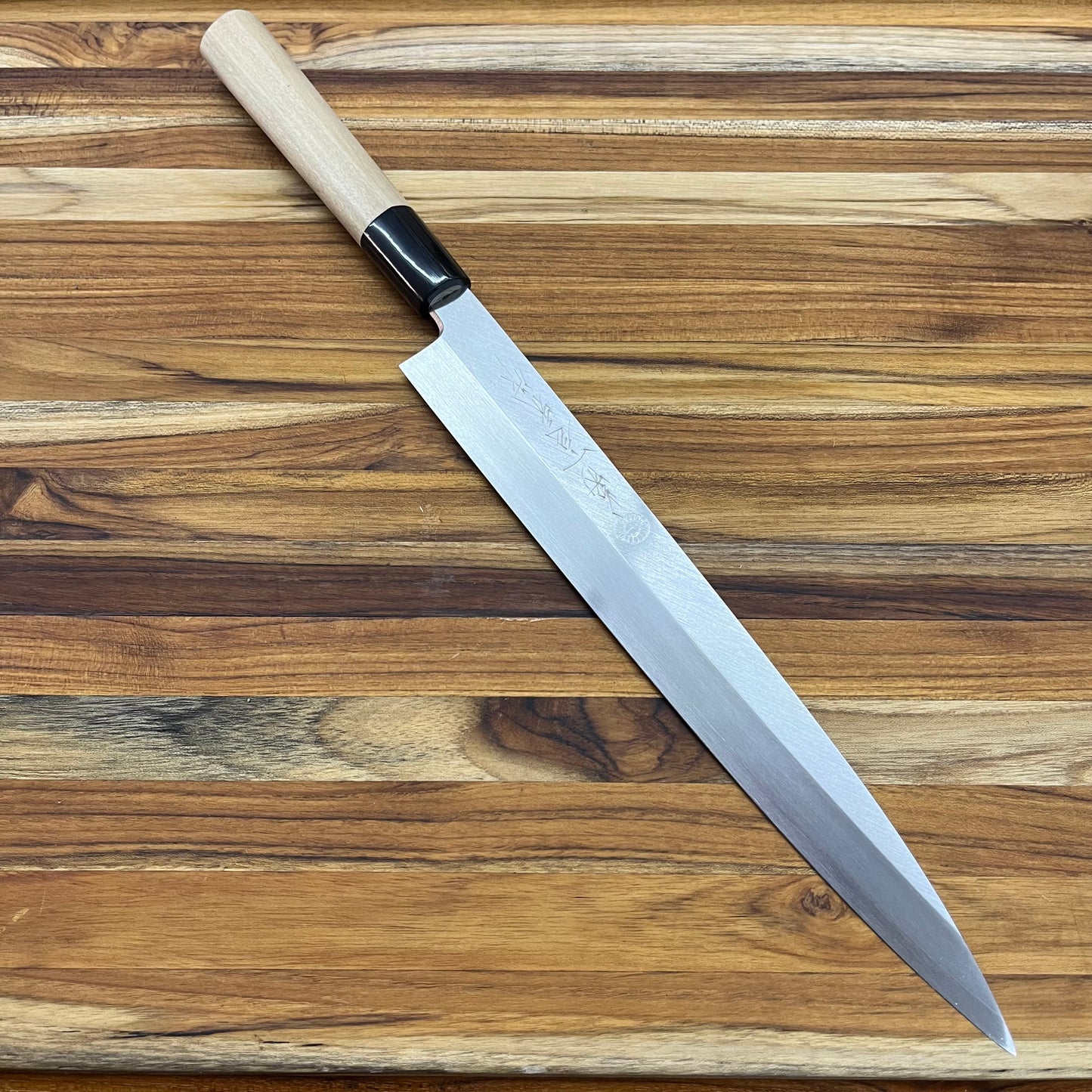 Kikuichi Elite Warikomi Gold 270mm (10.5") Yanagi w/ Saya