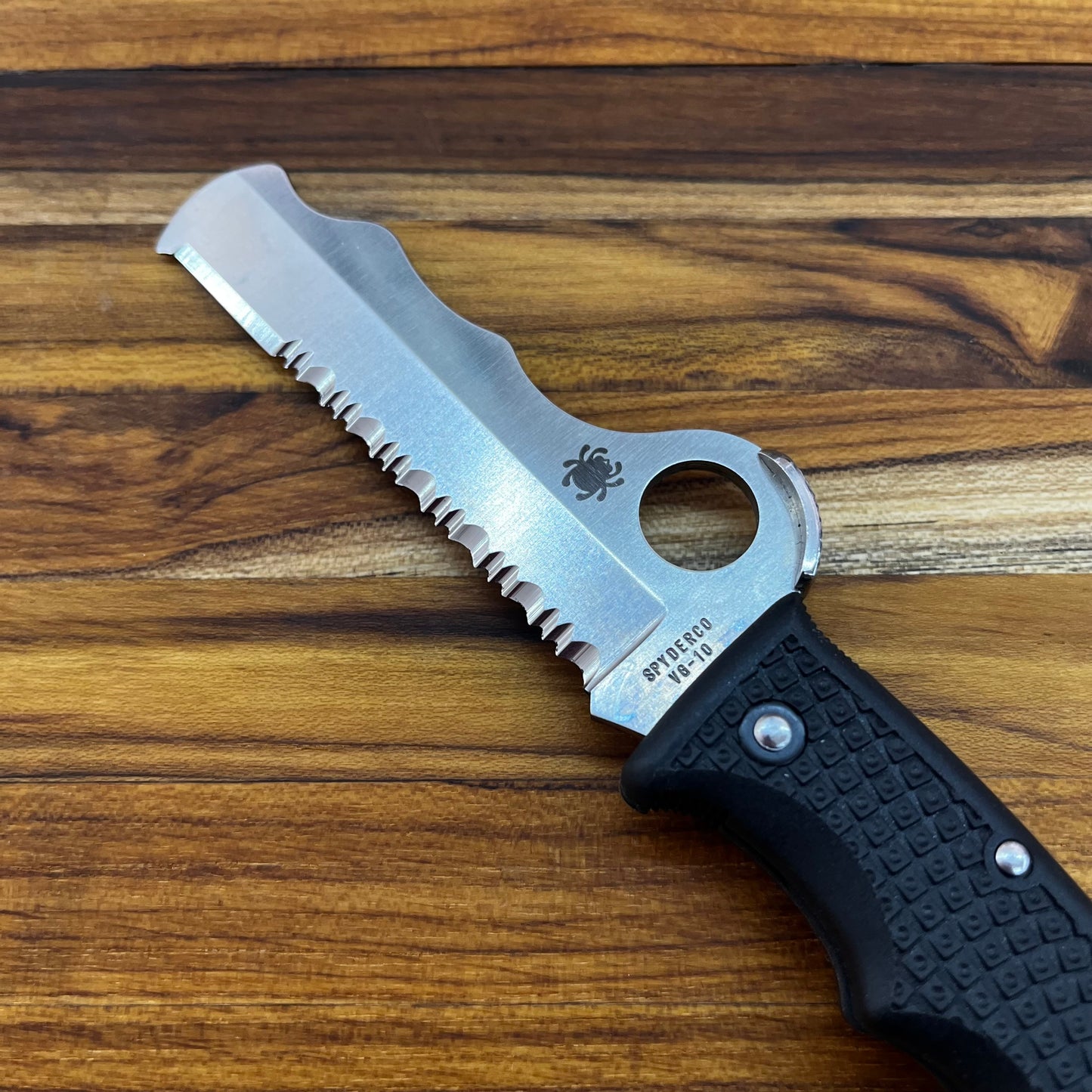 *DISCONTINUED* Spyderco Assist 3.25" Serrated Folding Knife w Black Nylon