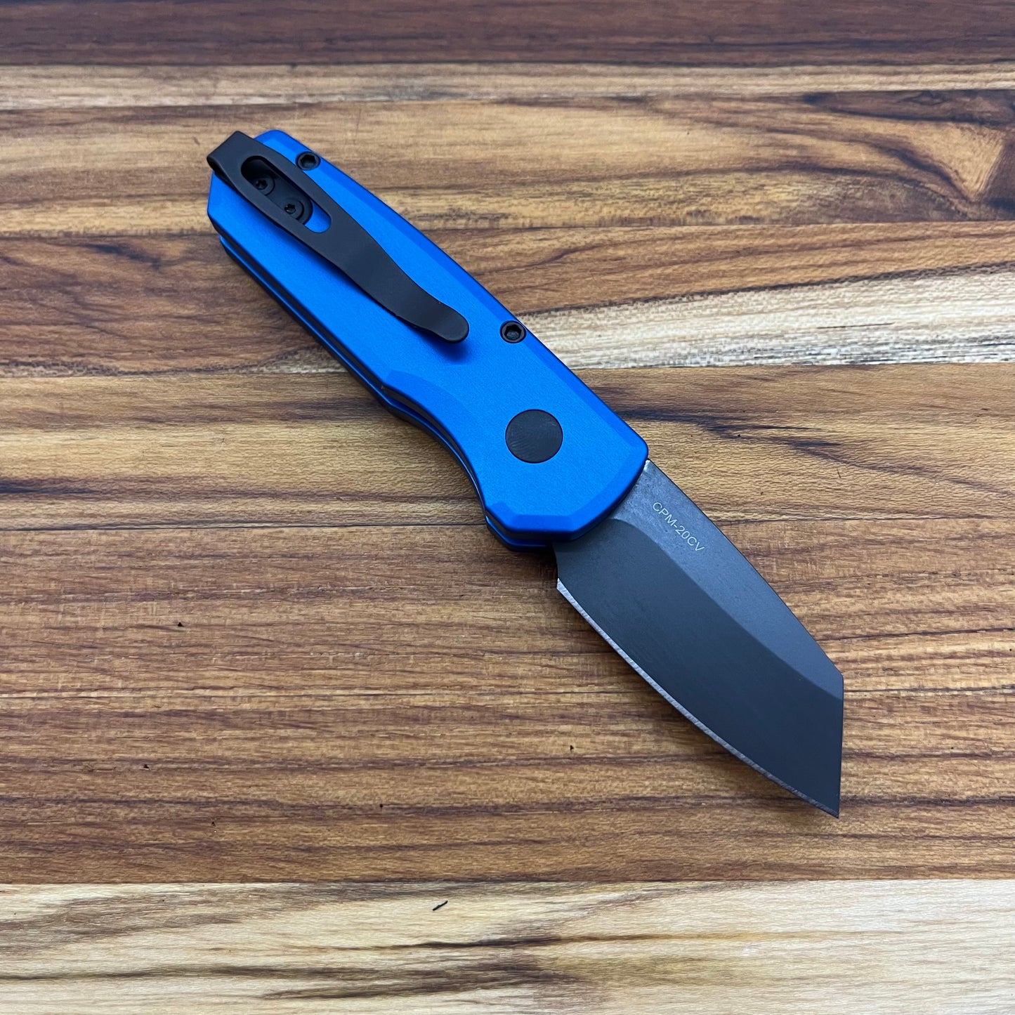 Pro-Tech Runt 5 2" Auto w/ Blue Aluminum Handle