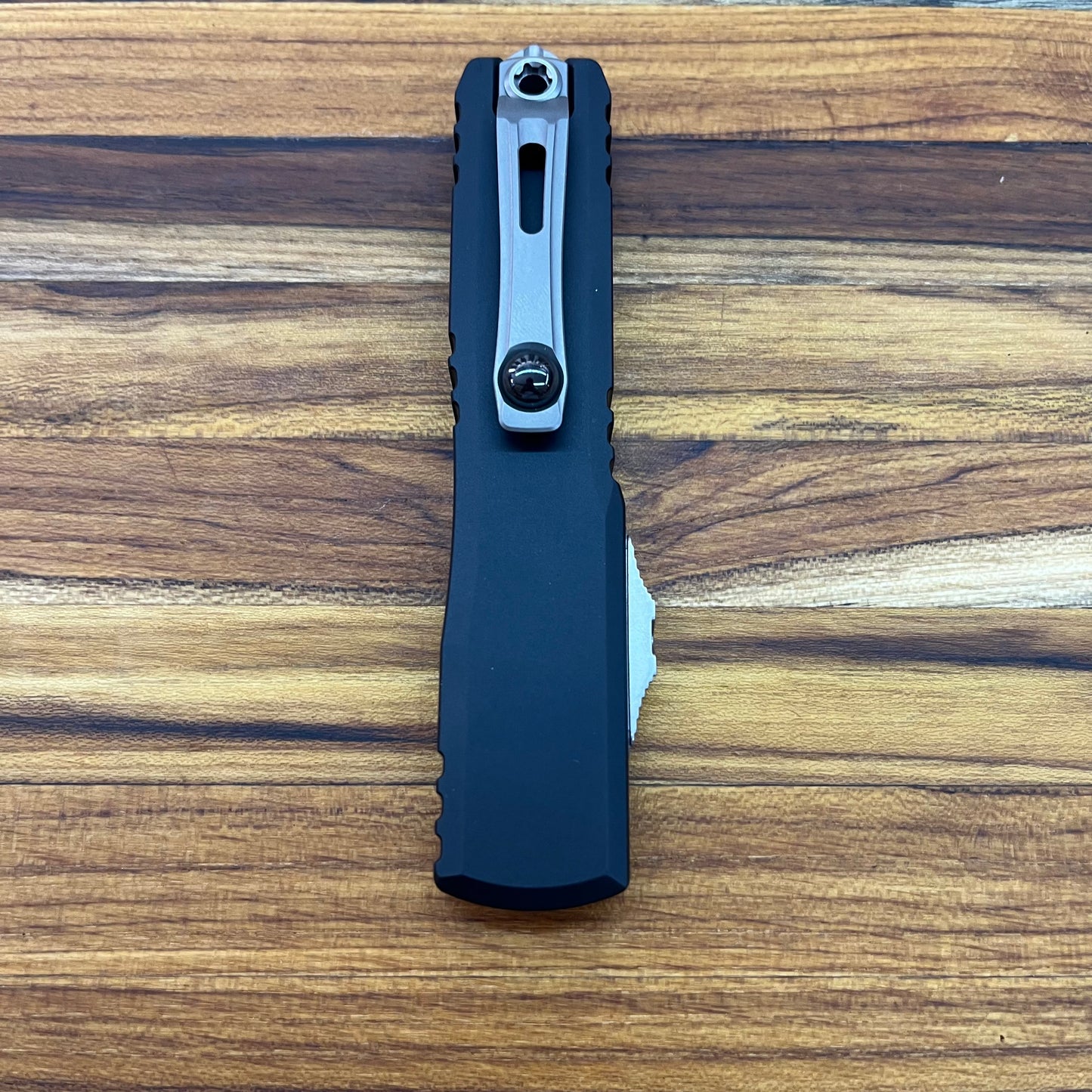 Microtech Ultratech Gen III ZBP D/E 3.5" OTF w/ Black Aluminum Handle