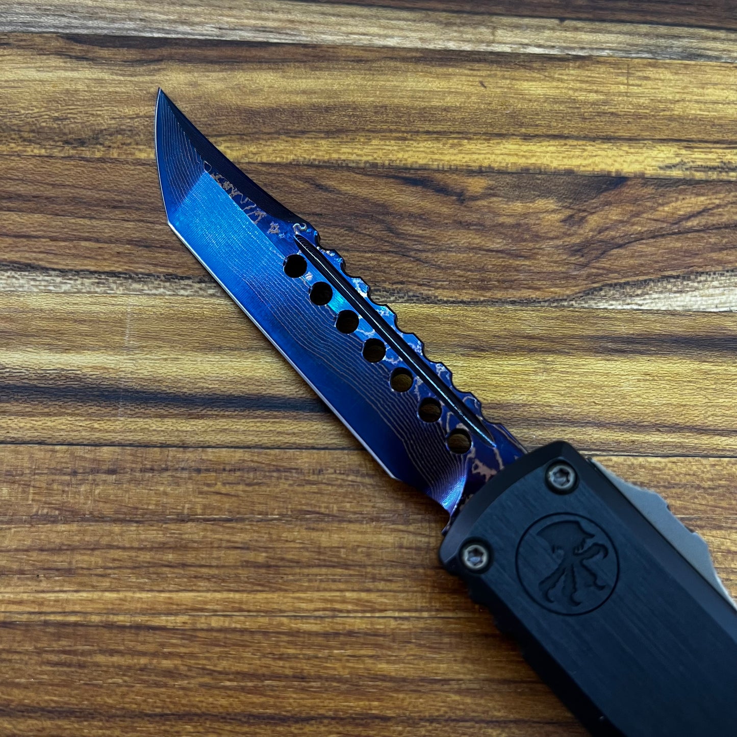 Microtech Ultratech Gen III Hellhound 4" OTF Marfione Select Blued Baker Forge Coppermai Damascus w/ Blue Titanium Accent