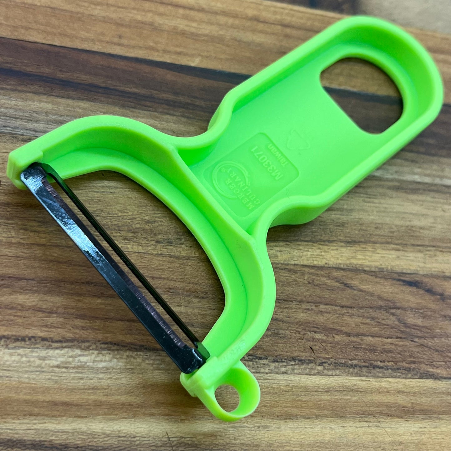 Mercer Tools Green Y Peeler w/ Carbon Steel Blade