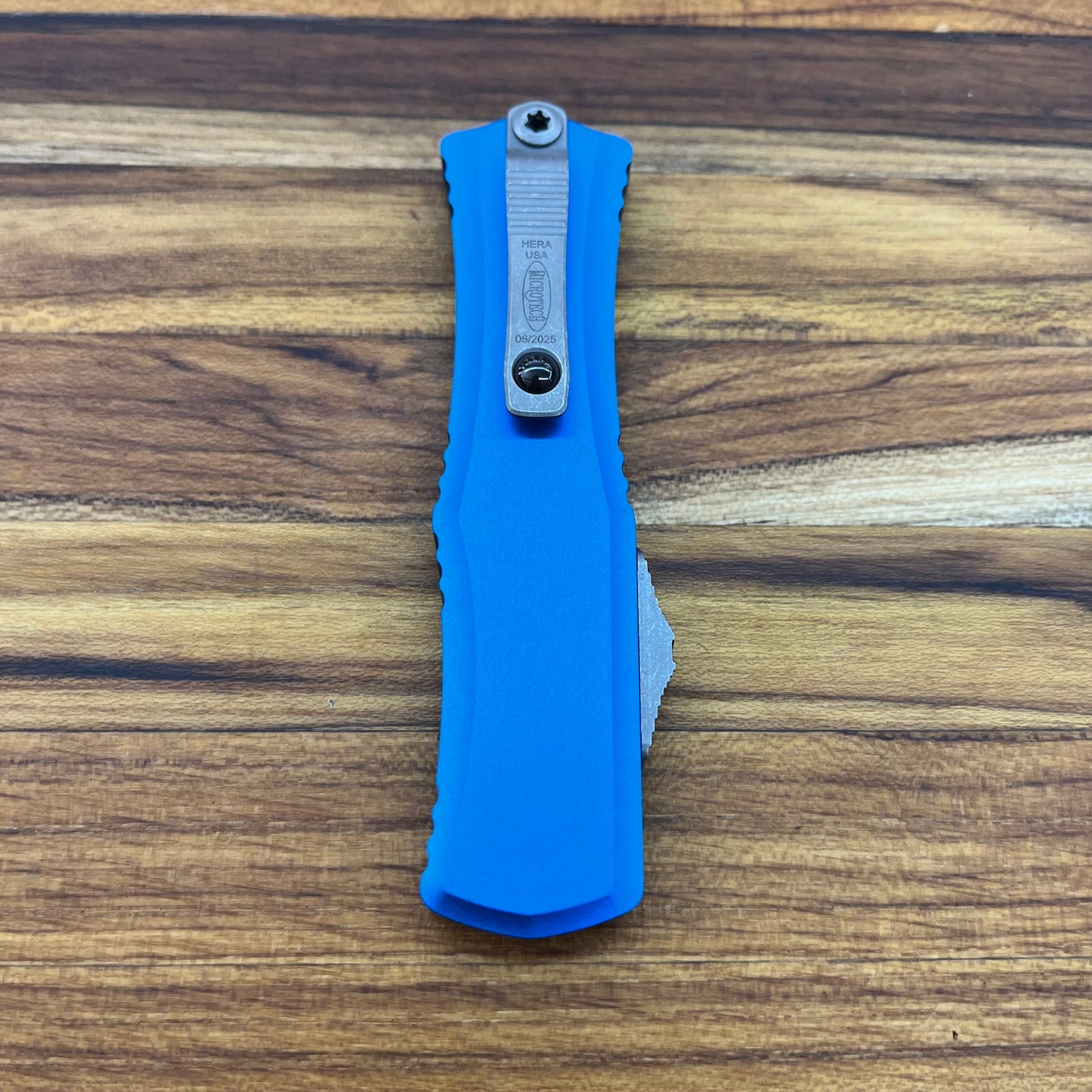 Microtech Hera II Mini S/E 3" P/S OTF w/ Blue Aluminum Handle