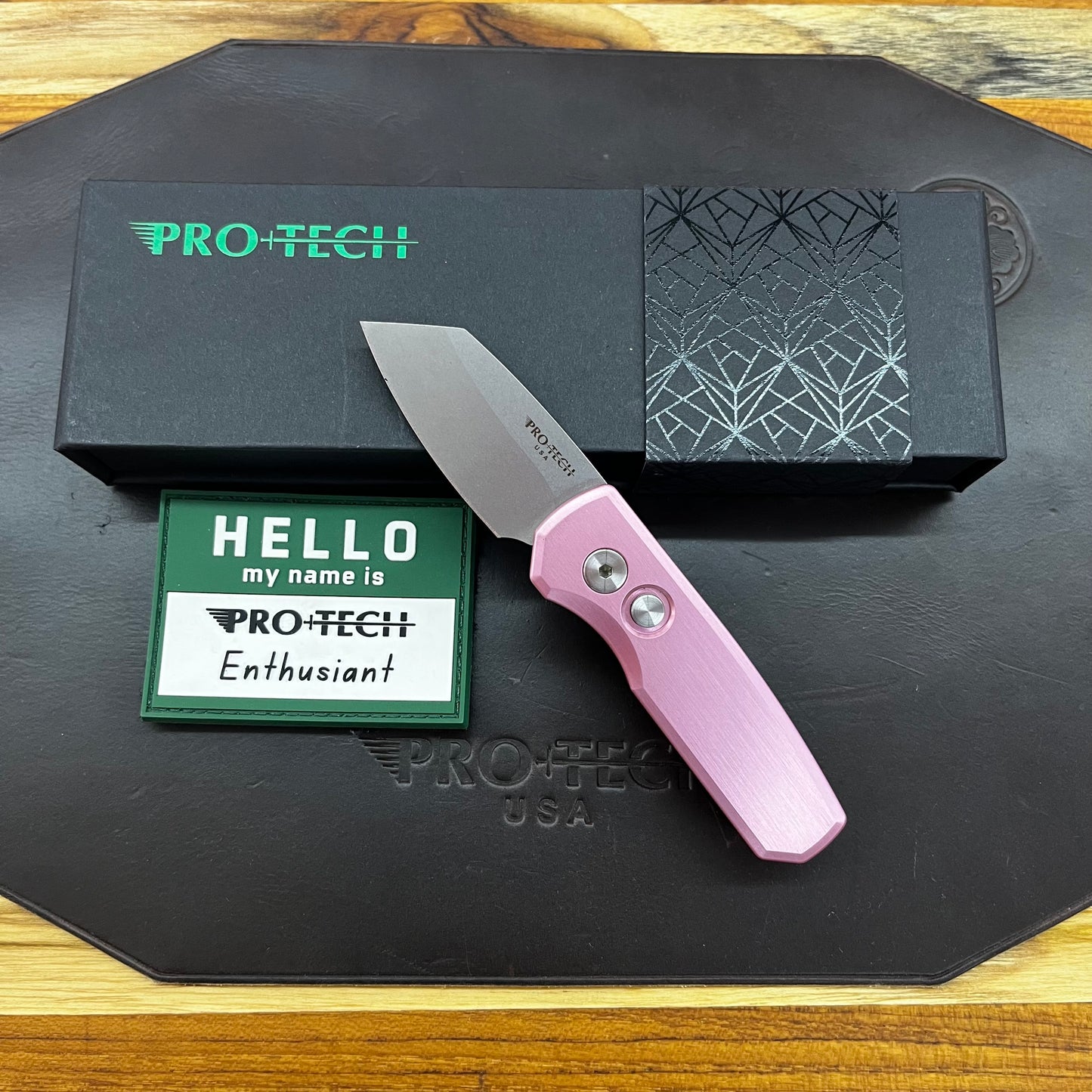 Pro-Tech Runt 5 2" Auto w/ 20CV & Pink Aluminum Handle